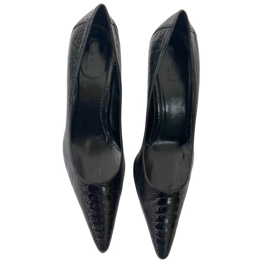Gucci black pointed classic leather heels size 9B